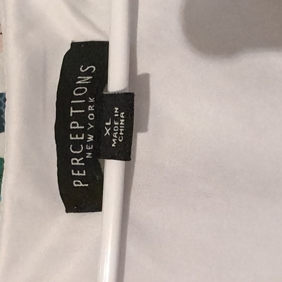 Easy care border print short sleeve 41" dress - Picture 2 of 3